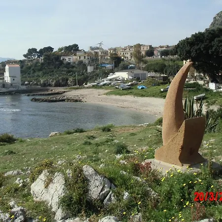 Daire Holiday Home Santa Flavia Santa Flavia